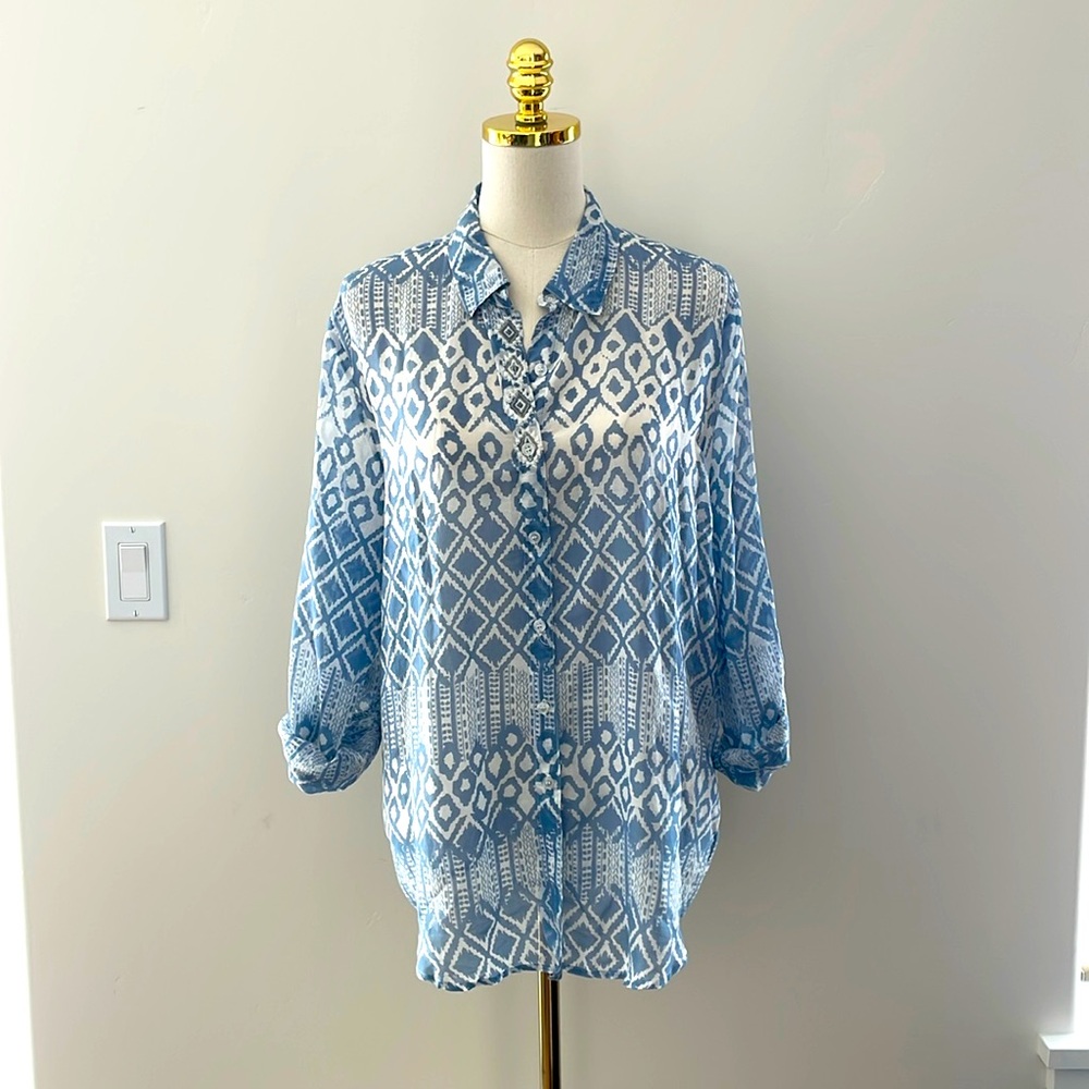 For Love & Liberty/ Johnny Was silk and cotton button shirt. Size Large